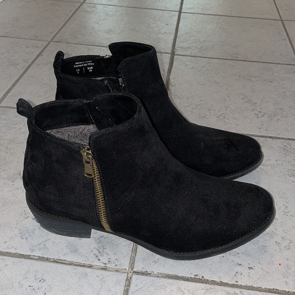 KS2 Booties - Picture 1 of 4